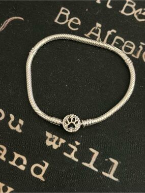 Silver Paw Print Charm Bracelet - Women's Bracelet 18cm